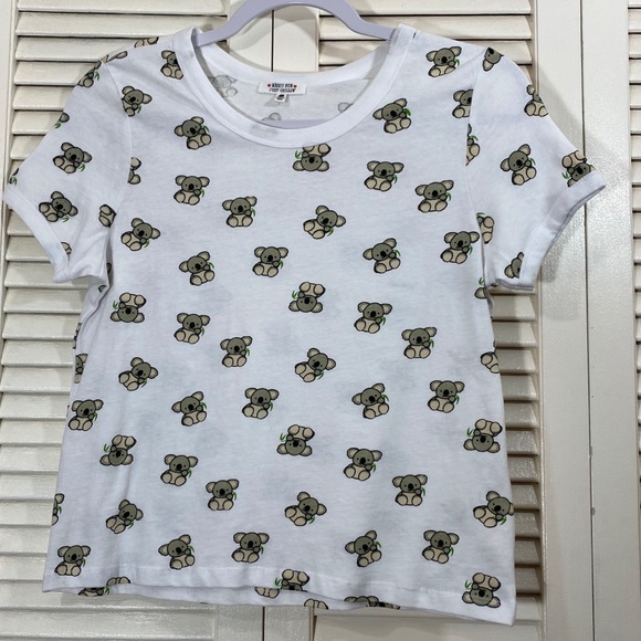 Messy Bun Just Chillin Tops - Messy Bun Just Chillin' Koala Cropped Tee Messy Bun Just Chillin Tops - Messy Bun Just Chillin' Koala Cropped Tee